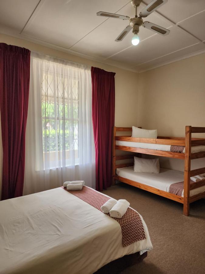 Profcon Resort Graaff-Reinet Esterno foto