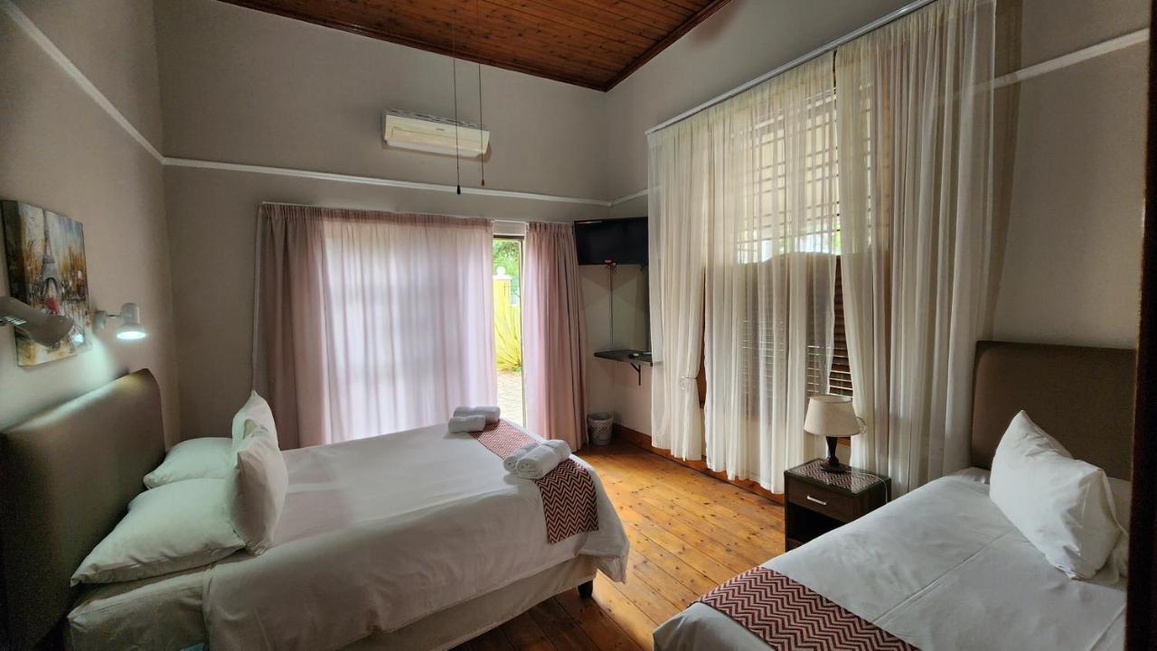 Profcon Resort Graaff-Reinet Esterno foto
