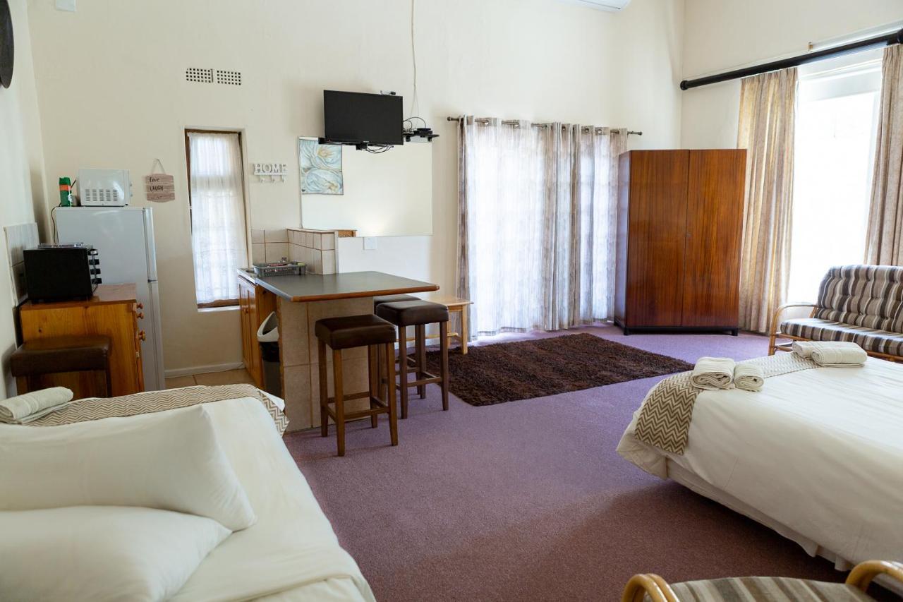Profcon Resort Graaff-Reinet Esterno foto