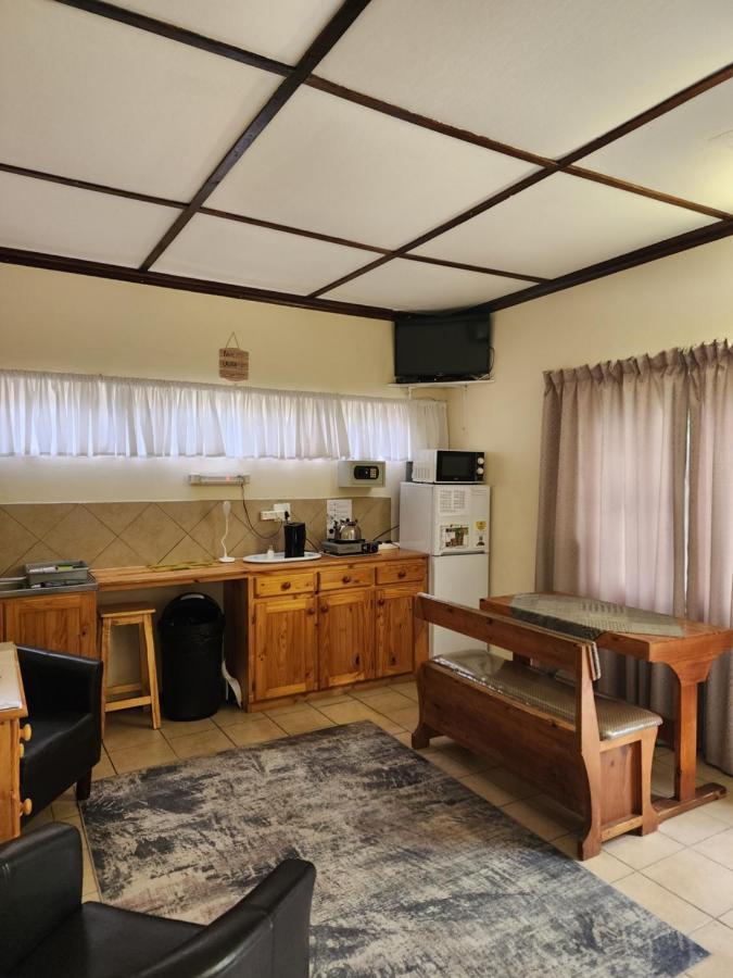 Profcon Resort Graaff-Reinet Esterno foto