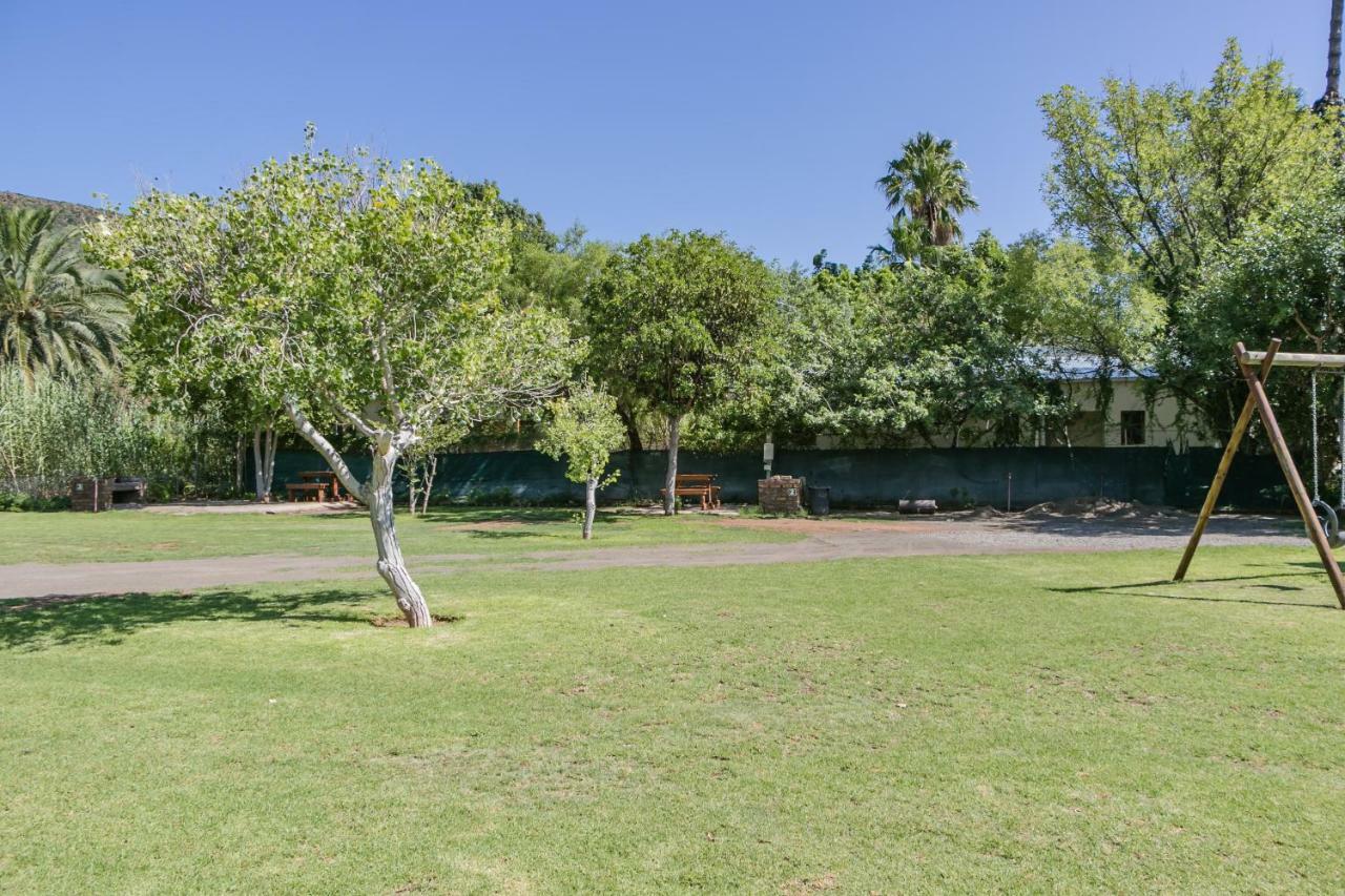 Profcon Resort Graaff-Reinet Esterno foto